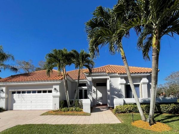 2716 Oakmont Ct, Weston, FL 33332