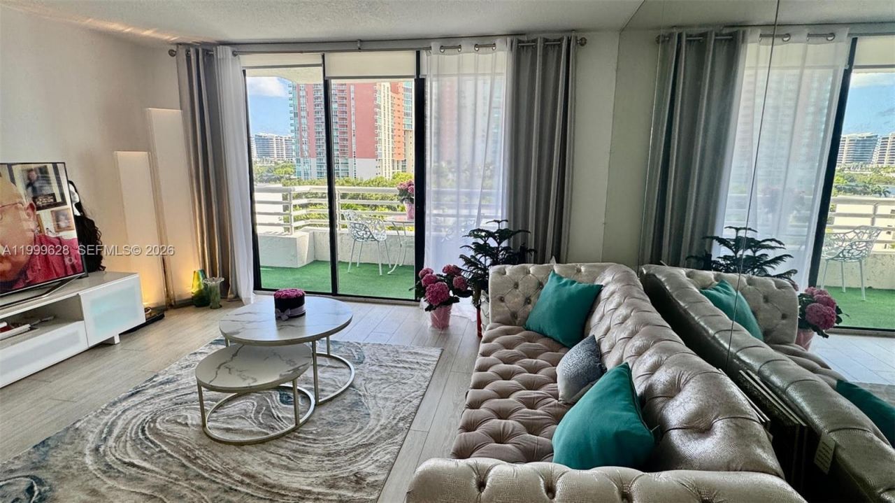 3300 NE 192nd St, Unit 814, Aventura, FL 33180 Photo