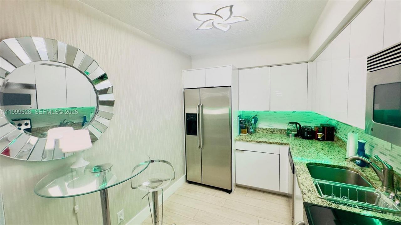 3300 NE 192nd St, Unit 814, Aventura, FL 33180 Photo