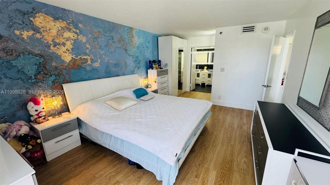 3300 NE 192nd St, Unit 814, Aventura, FL 33180 Photo