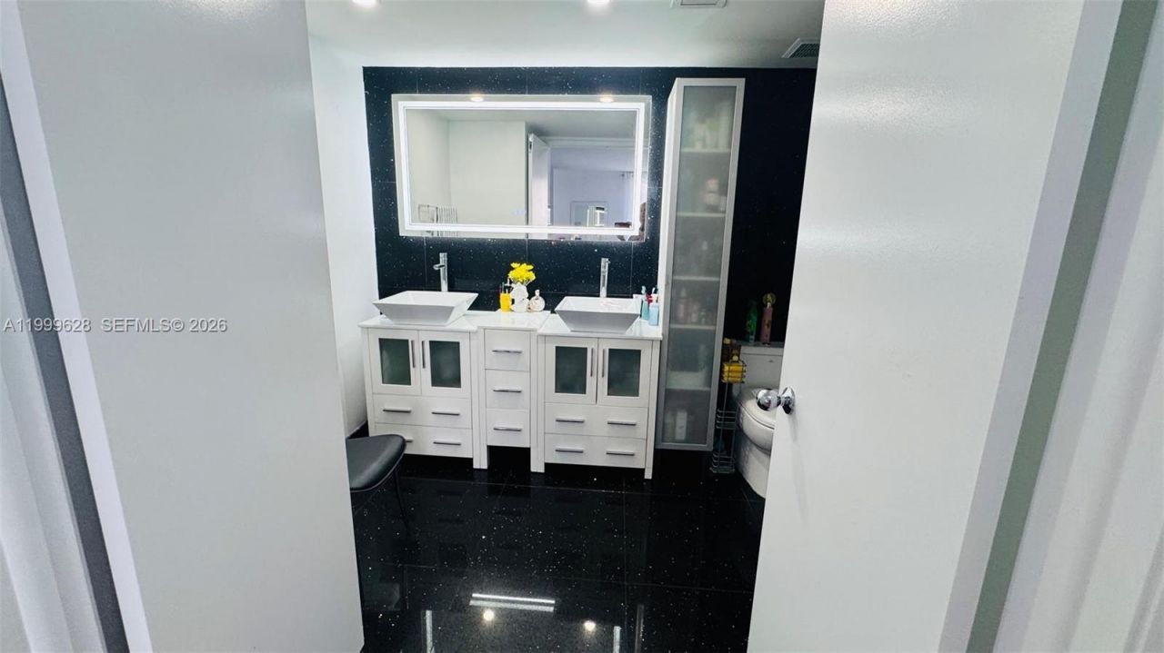 3300 NE 192nd St, Unit 814, Aventura, FL 33180 Photo