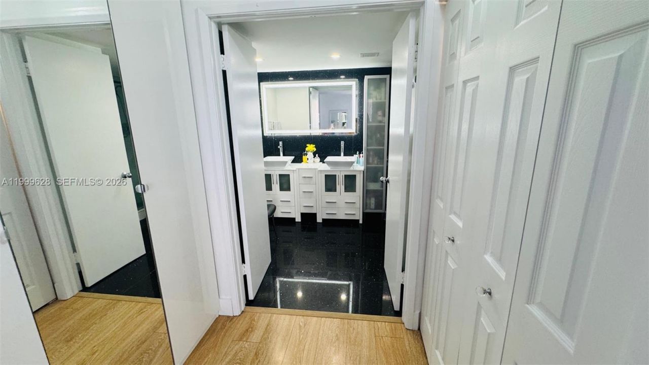 3300 NE 192nd St, Unit 814, Aventura, FL 33180 Photo