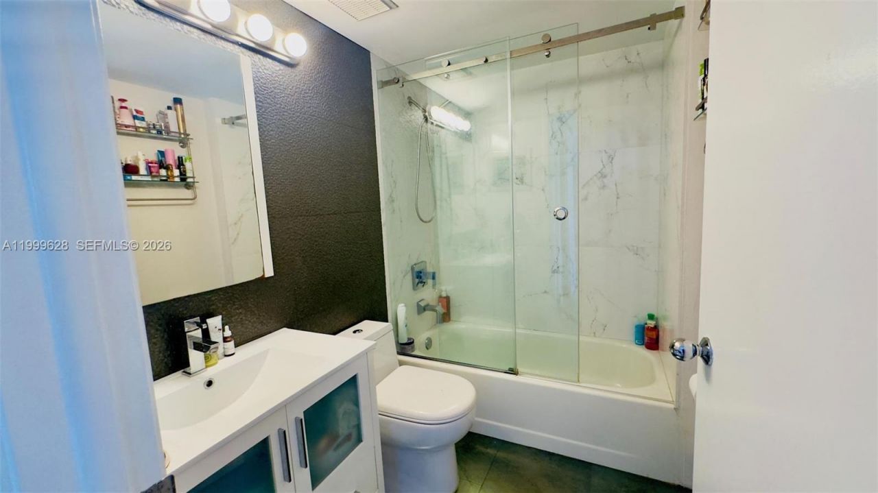 3300 NE 192nd St, Unit 814, Aventura, FL 33180 Photo