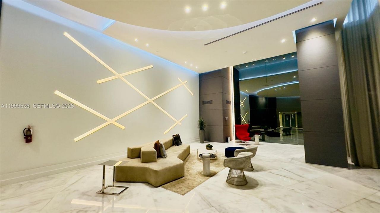 3300 NE 192nd St, Unit 814, Aventura, FL 33180 Photo