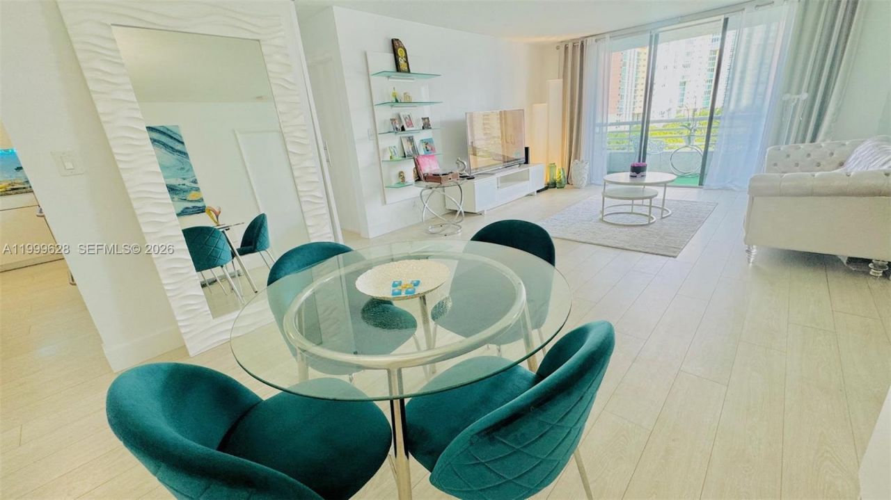 3300 NE 192nd St, Unit 814, Aventura, FL 33180 Photo