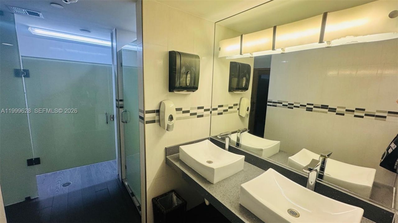 3300 NE 192nd St, Unit 814, Aventura, FL 33180 Photo