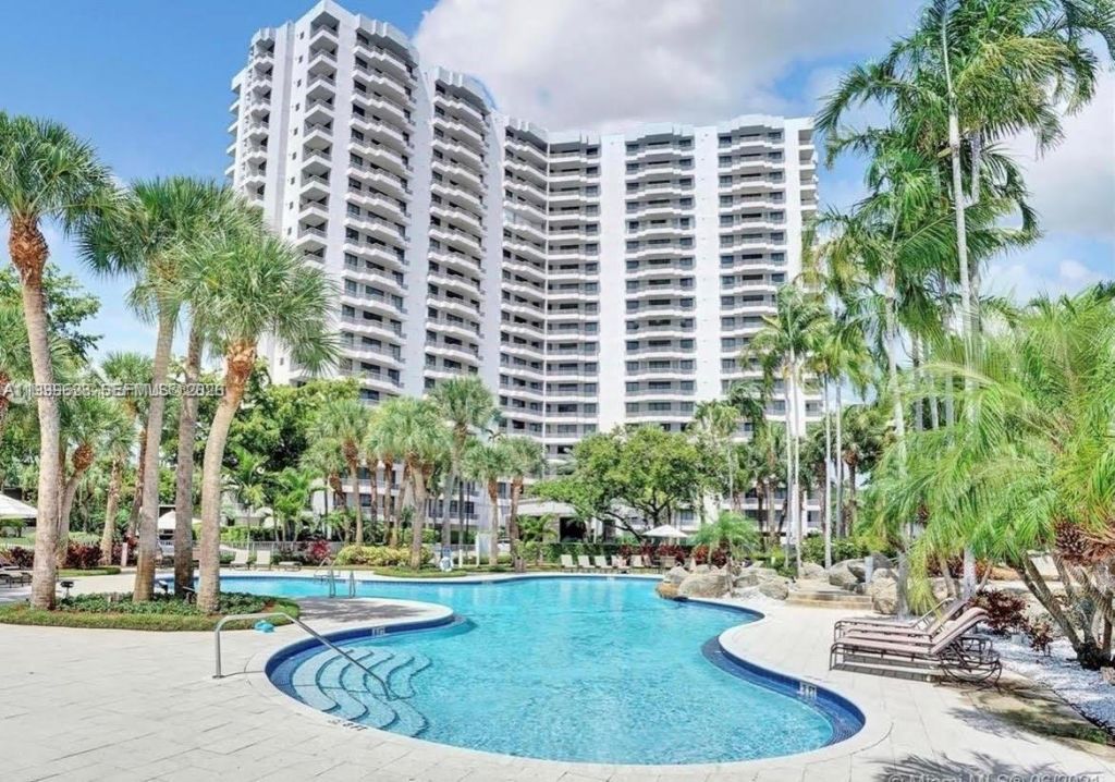 3300 NE 192nd St, Unit 814, Aventura, FL 33180 Photo