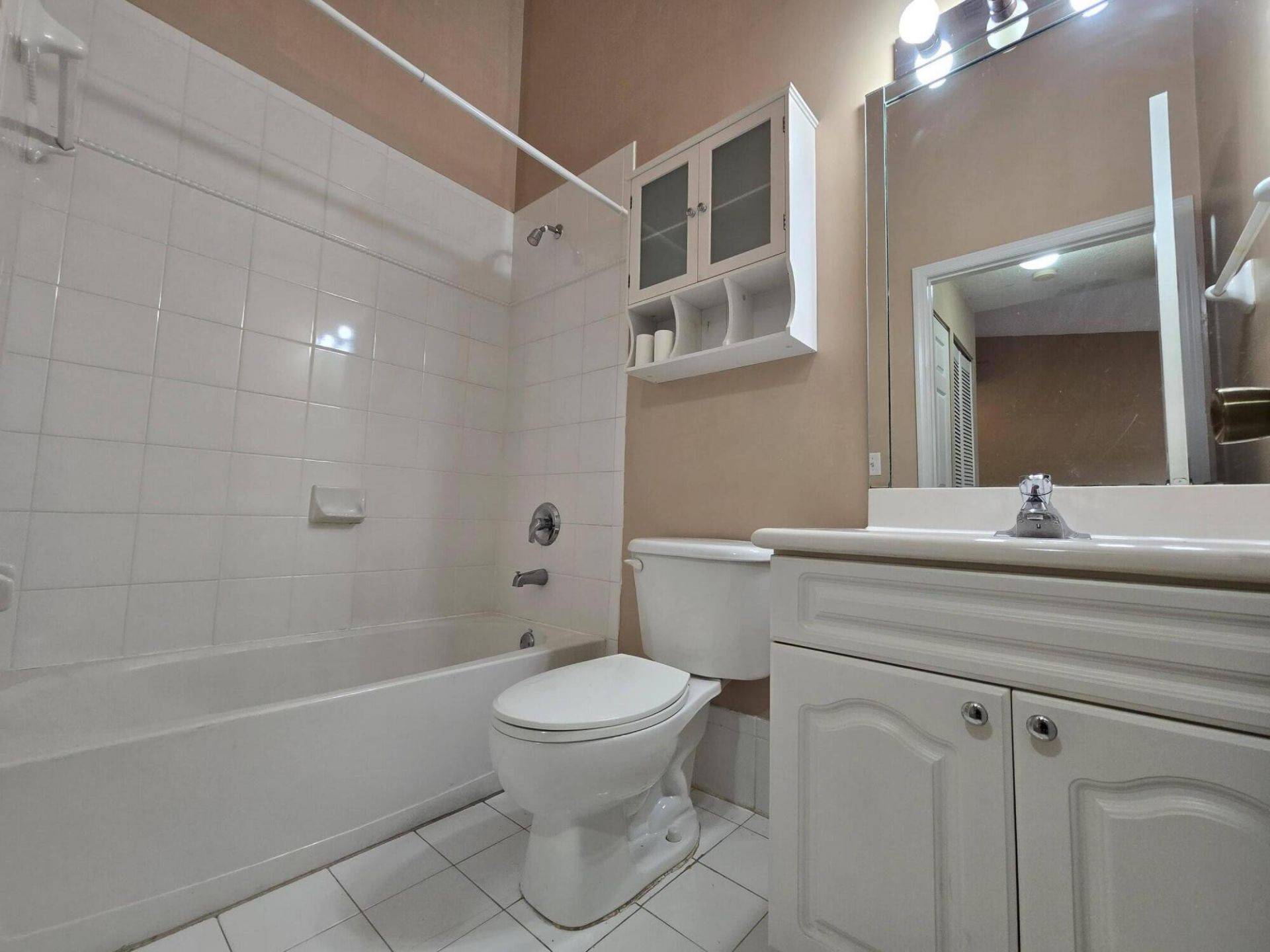 7900 NW 6th Street, Unit 205, Pembroke Pines, FL 33024 Photo