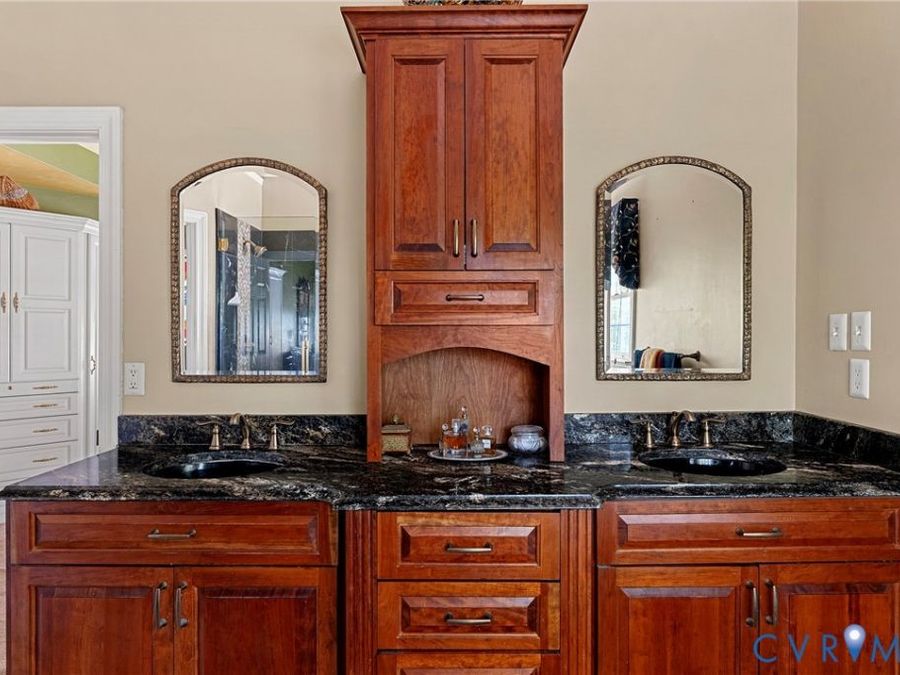 Property Image 64