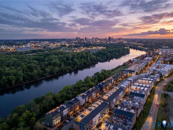 1 Flatwater Row , Unit B, Henrico, VA 23231