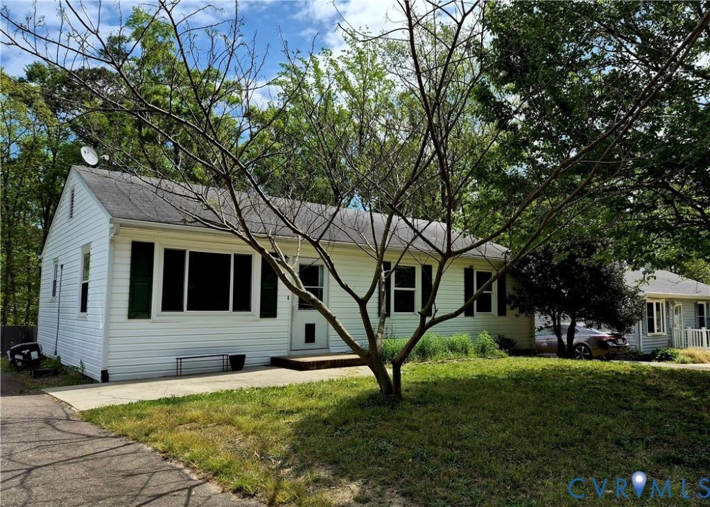 15715 Gary Avenue , Chester, VA 23831 Main Photo