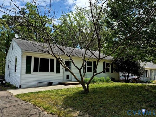 15715 Gary Avenue, Chester, VA 23831