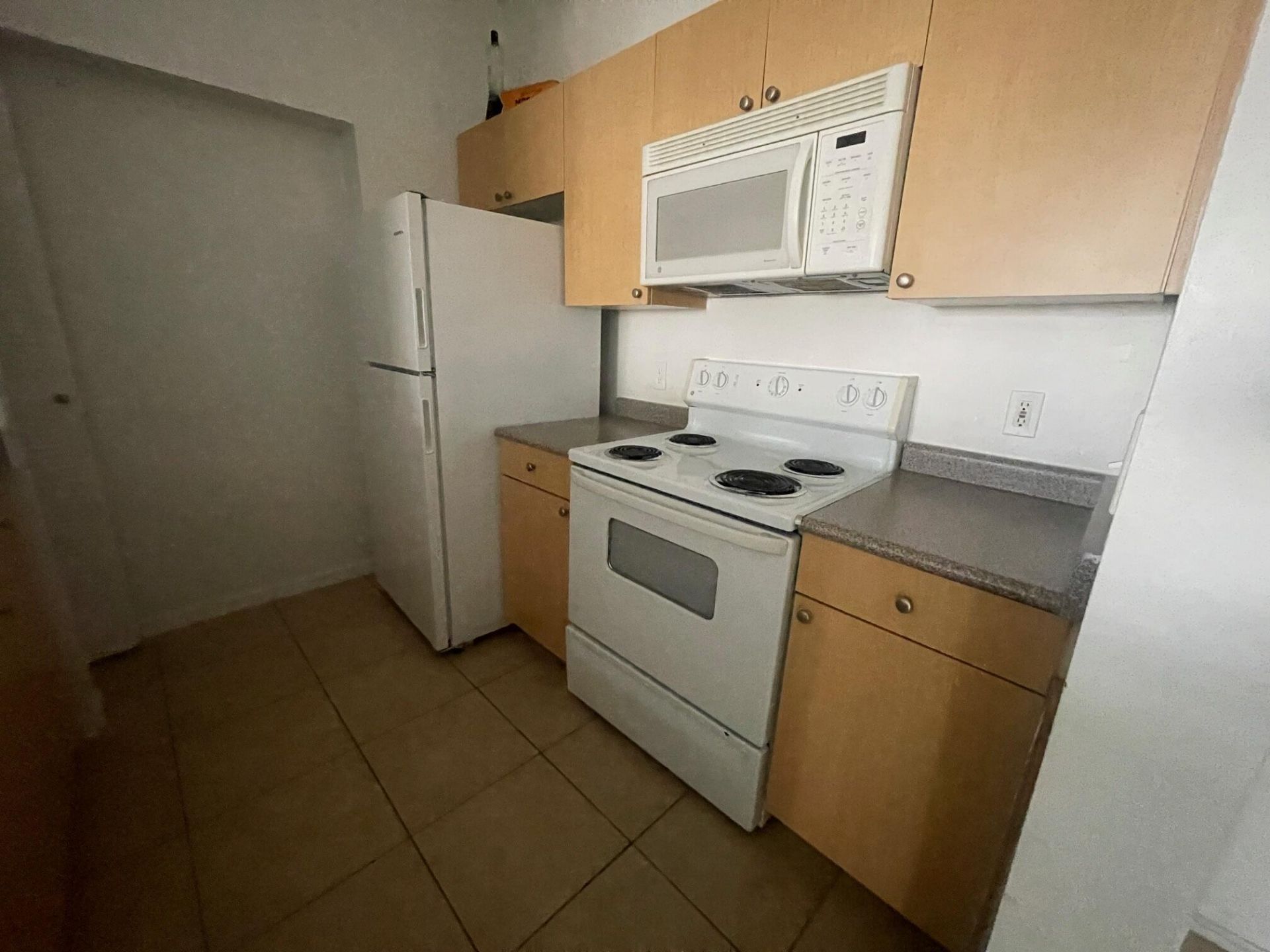 1900 Van Buren Street, Unit 107b, Hollywood, FL 33020 Photo