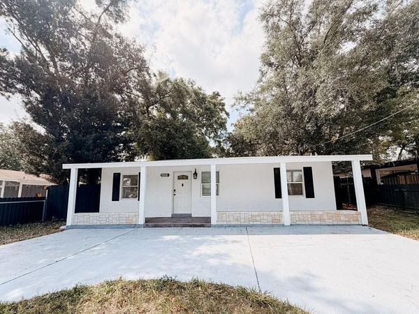 4009 DELEUIL AVENUE , TAMPA, FL 33610