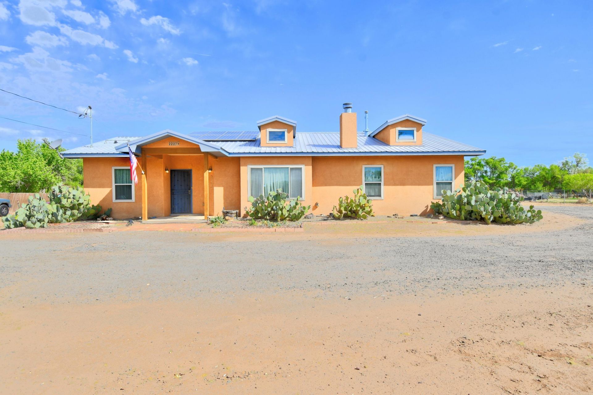 2227 Gun Club Road Sw, Albuquerque, NM 87105 Main Photo