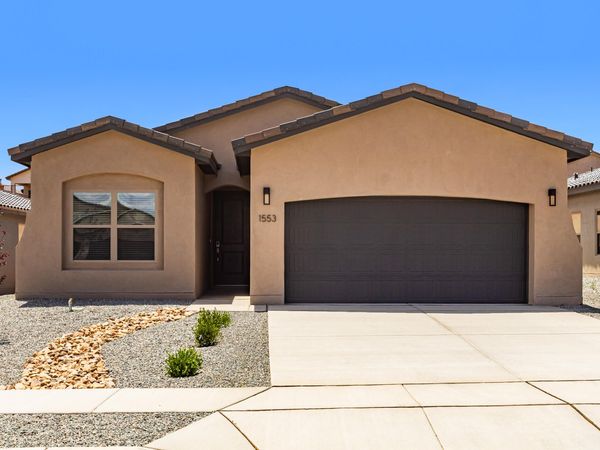 1553 Valle De Colores Road NW, Los Lunas, NM 87031