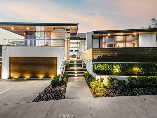 621 Malabar Drive, Corona Del Mar, CA 92625