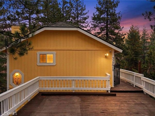 32807 Deer Lick Drive, Running Springs, CA 92382