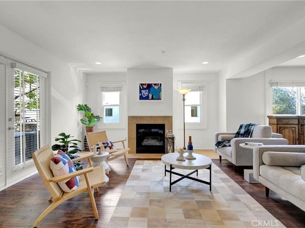 1707 N Fair Oaks Avenue, Unit 109, Pasadena, CA 91103