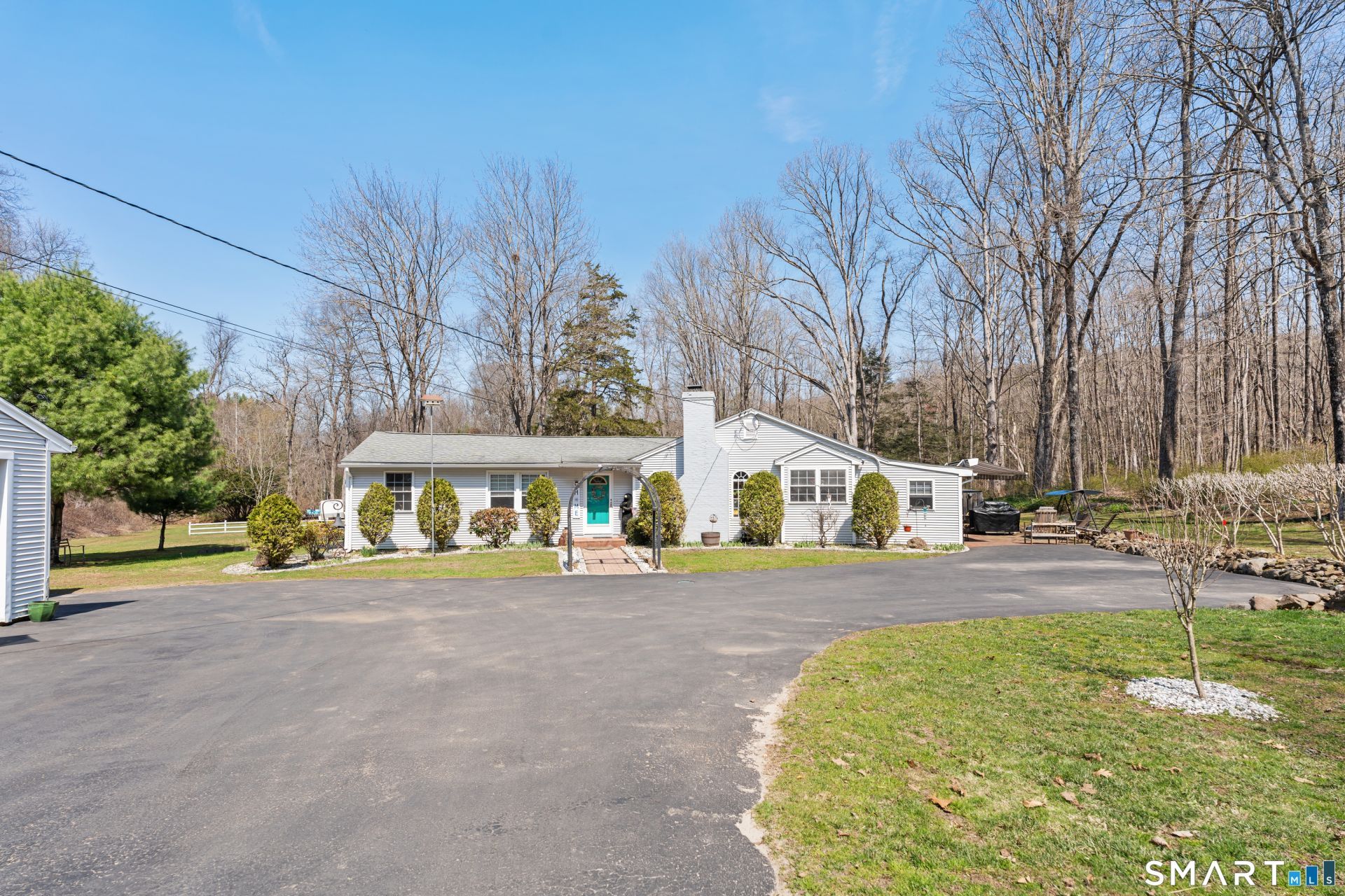 49 Scuppo, Woodbury, CT 06798 Main Photo