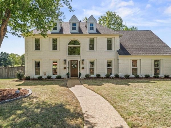 2775 FAIRWAY GLEN CV, Collierville, TN 38017