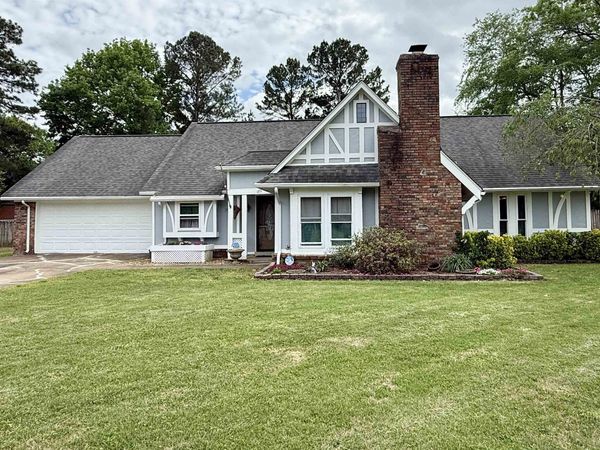 1891 RIVER GLEN CV, Germantown, TN 38139