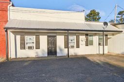 108,110,112 Seaboard Ave photo 4