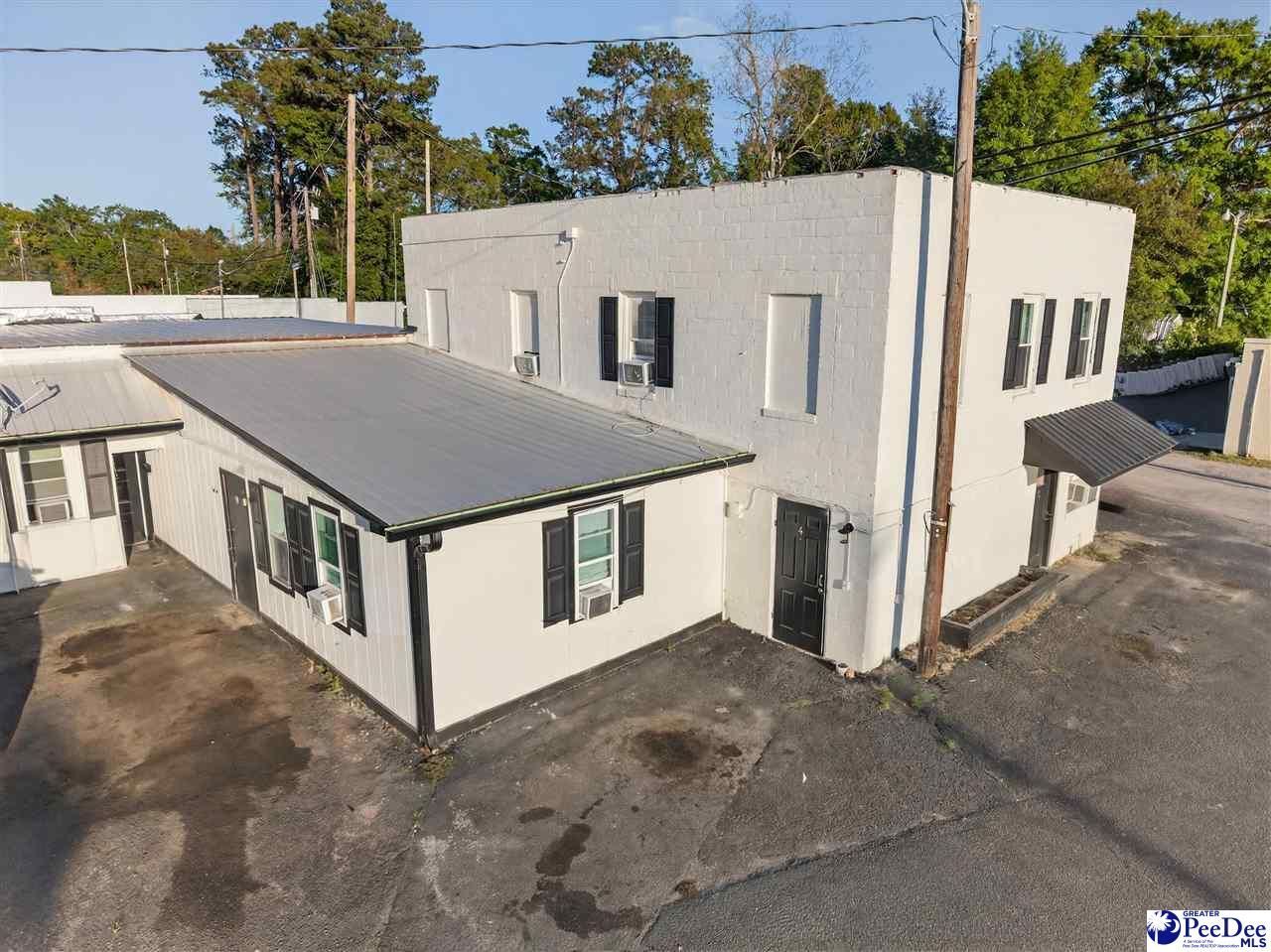 108,110,112 Seaboard Ave Photo 4