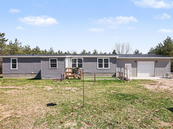 4287 North River Drive, Newaygo, MI 49337