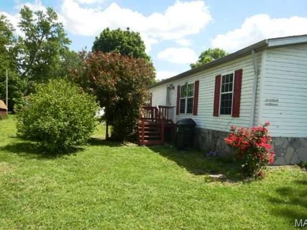 1424 N Main Street, Dupo, IL 62239