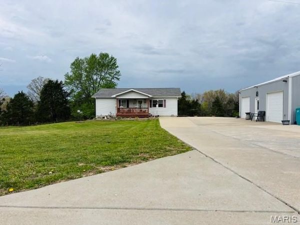119 Highway U, Steelville, MO 65565