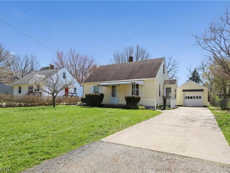 2806 33rd Street NE, Canton, OH 44705 Photo 1