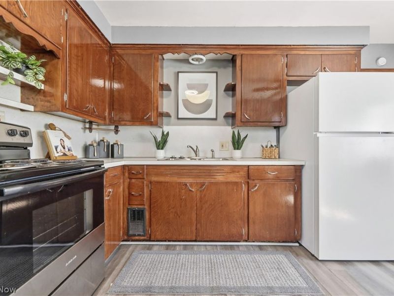 2806 33rd Street NE, Canton, OH 44705 Photo 4