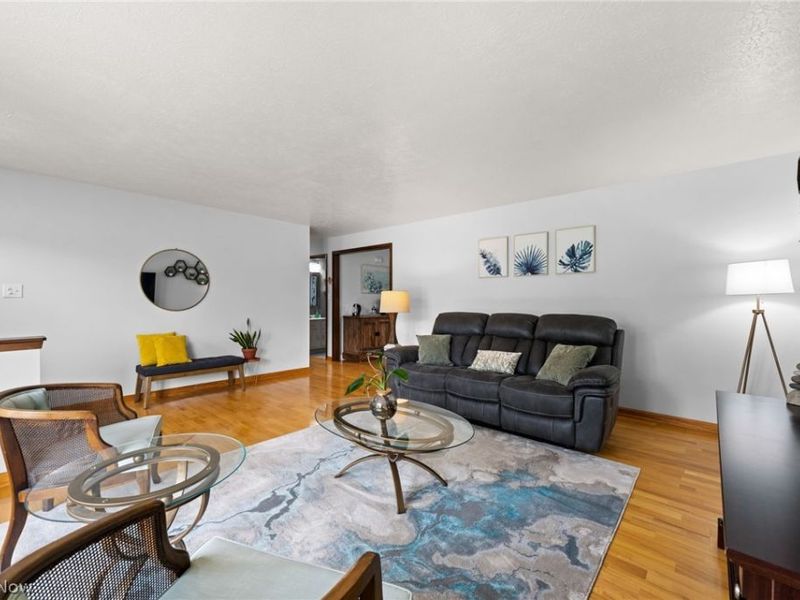 20768 White Bark Drive , Strongsville, OH 44149 Photo 6