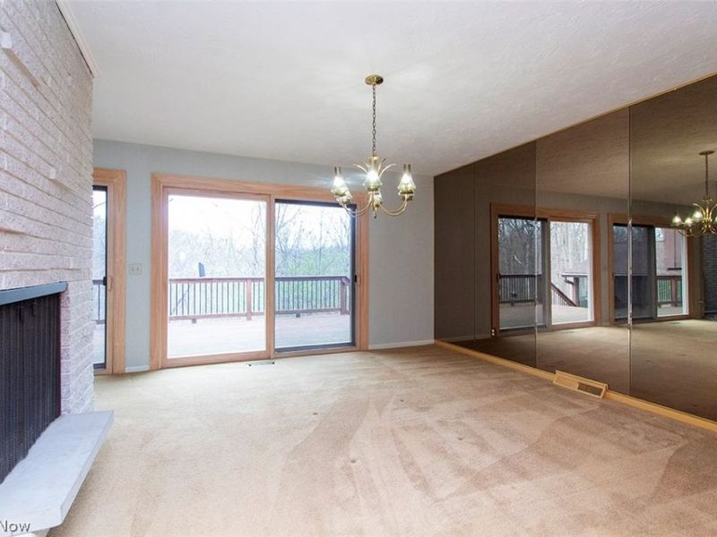 296 Windward Drive , Elyria, OH 44035 Photo 10