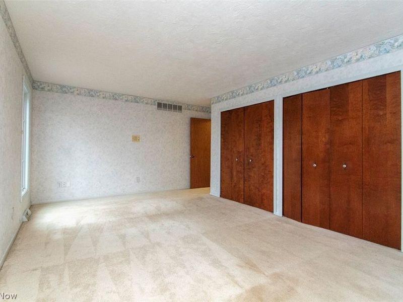 296 Windward Drive , Elyria, OH 44035 Photo 20