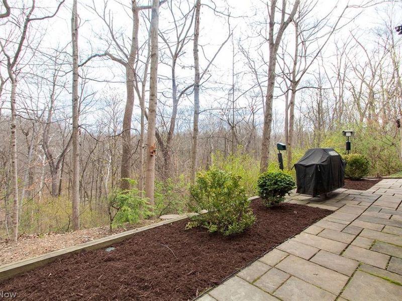 296 Windward Drive , Elyria, OH 44035 Photo 43