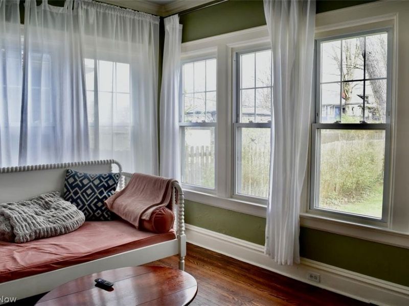 3181 Scarborough Road, Cleveland, OH 44118 Photo 10