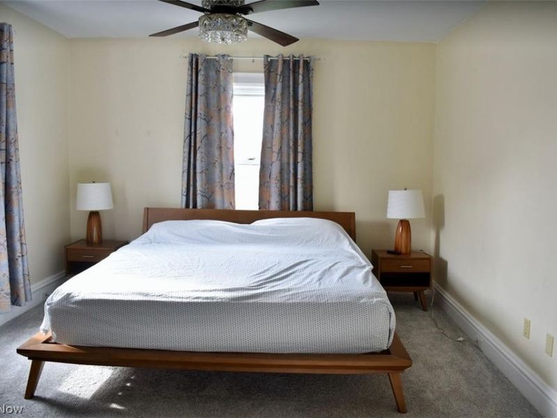 3181 Scarborough Road, Cleveland, OH 44118 Photo 12