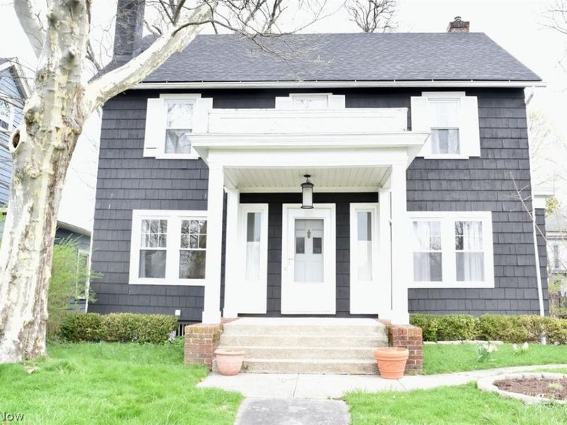 3181 Scarborough Road, Cleveland, OH 44118 Photo 2