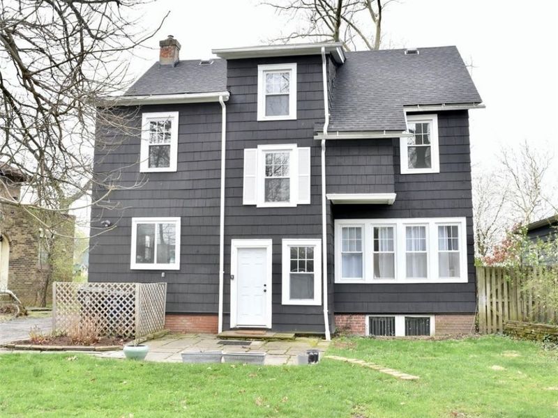 3181 Scarborough Road, Cleveland, OH 44118 Photo 3