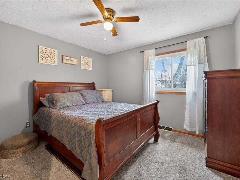 412 Stonewood Street, Canal Fulton, OH 44614 Photo 7