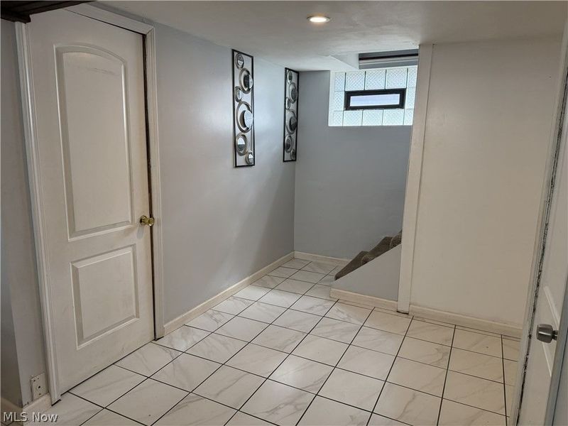 4088 W 49th Street, Cleveland, OH 44144 Photo 16