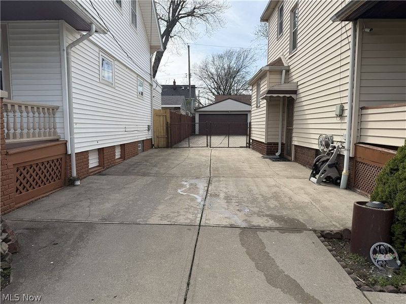 4088 W 49th Street, Cleveland, OH 44144 Photo 27