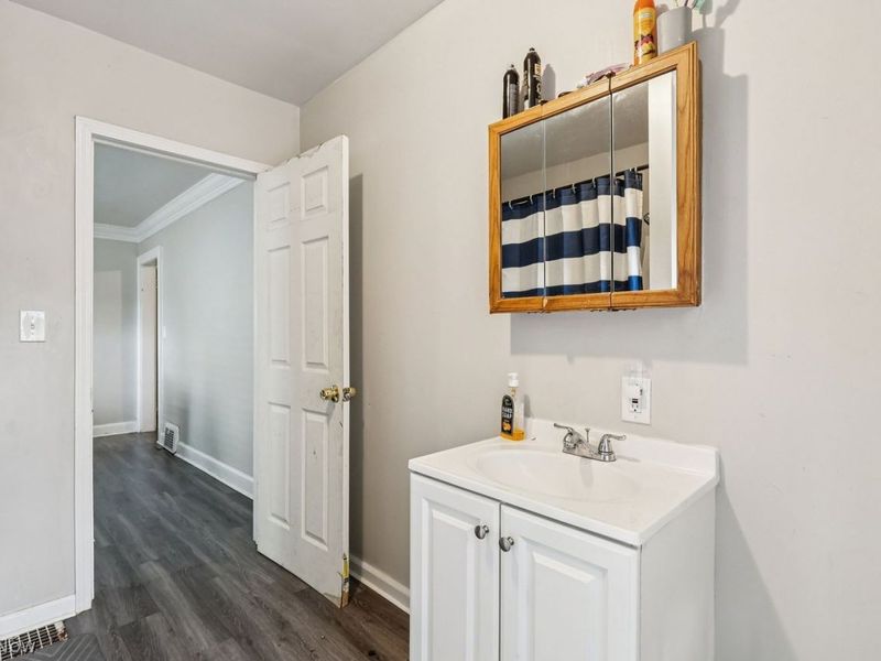 3854 Summit Park Road, Cleveland Heights, OH 44121 Photo 10