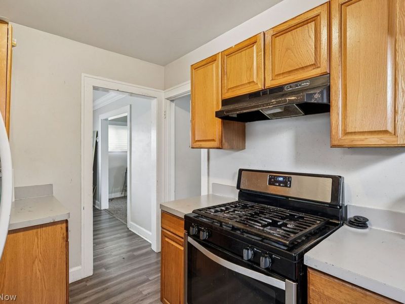 3854 Summit Park Road, Cleveland Heights, OH 44121 Photo 5