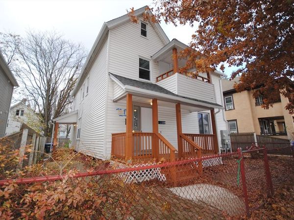 72 Hall St, Springfield, MA 01108