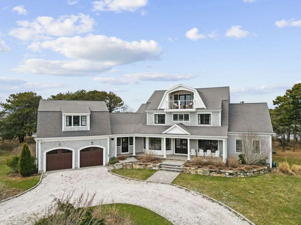 10 Uncle Stephens Rd, Dennis, MA 02670