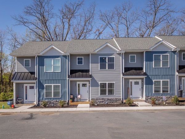 135 SWALLOW DR, ELKTON, VA 22827