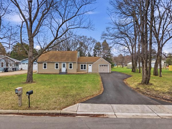 8781 Griggs Avenue, Circle Pines, MN 55014